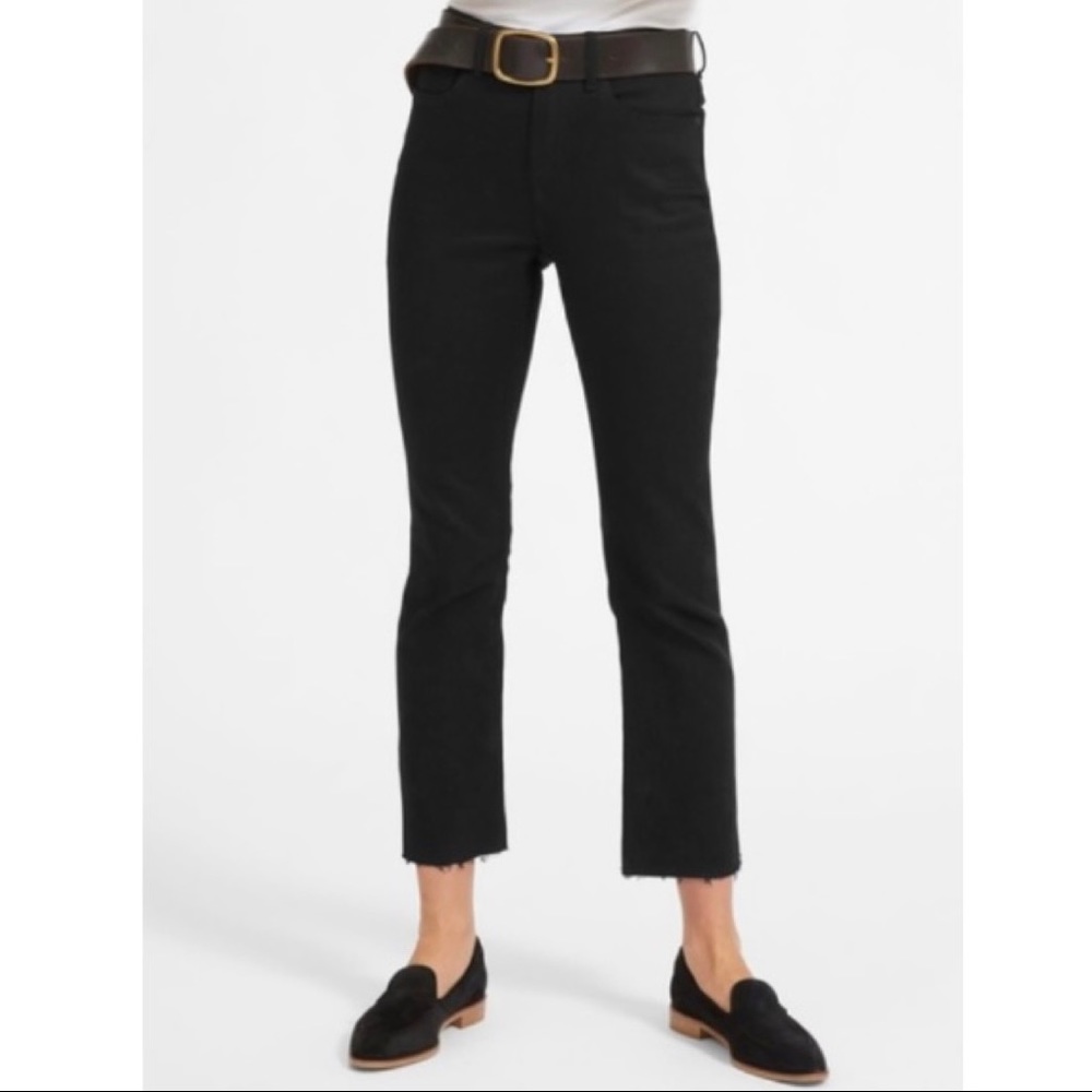 Everlane Kick Crop Raw Hem jeans Black